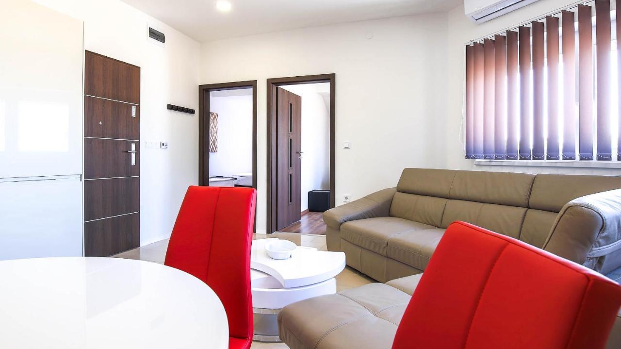 White Apartman שיופוק מראה חיצוני תמונה