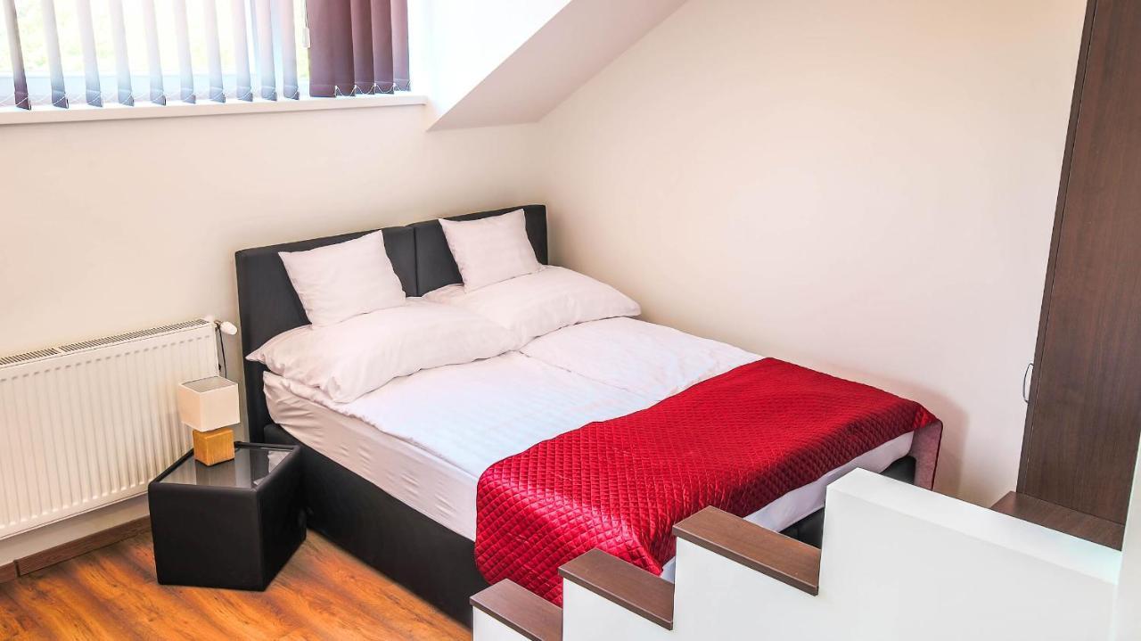 White Apartman שיופוק מראה חיצוני תמונה